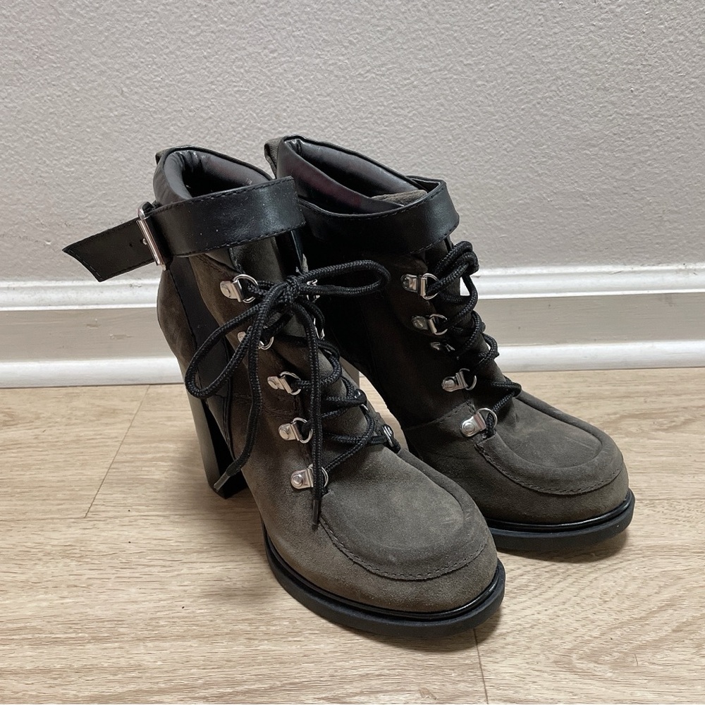 Nine West Smokino Platform Boots